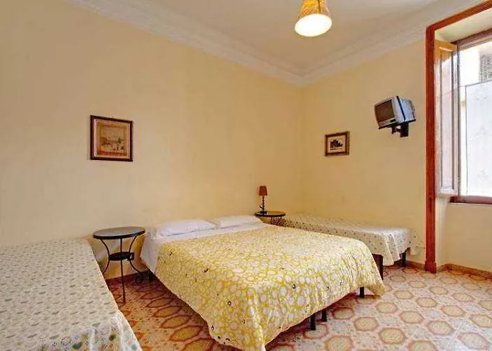 King Square Couette-café Rome